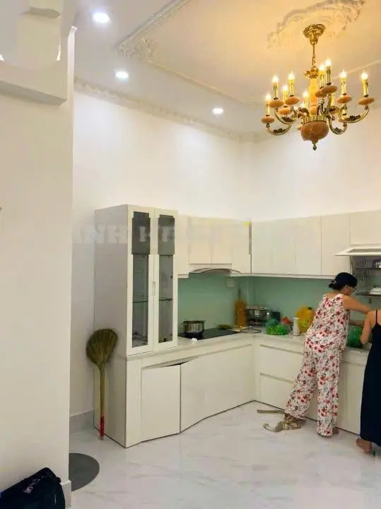 Bán nhà 3T Linh Đông hẻm 5m khu cao ráo an ninh kế Phạm Văn Đồng Thủ Đức