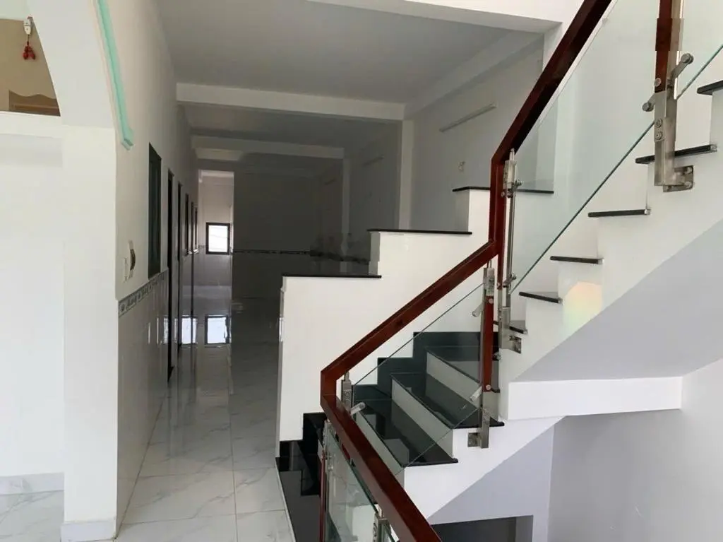 Bán nhà, đất diện tích lớn 195m2 (7x24m), mặt tiền đường 8m phường 12, Gò Vấp, giá 17,3 tỷ