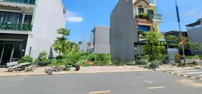 Chủ Đất Cắt Lổ 30% - Cần Bán Nhanh 382m2 Đường Lê Thánh Tông Giá 1tỷ930 Đối Diện UBND Và Chợ Đêm LT