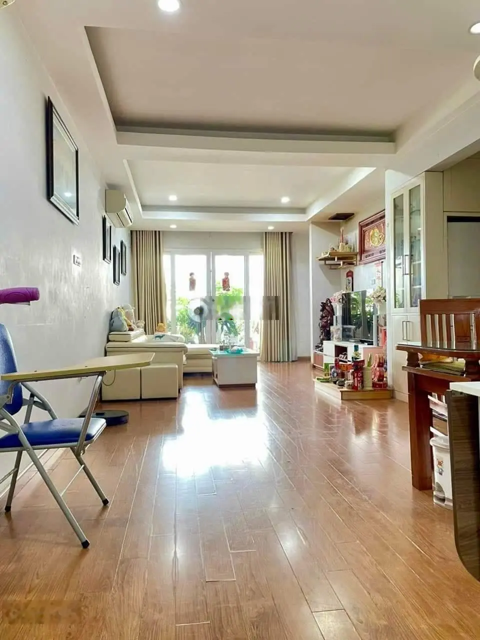 Bán căn hộ Mỹ Đình - Nguyễn Cơ Thạch - lô góc - 117m2*3N*2VS*2 ban công - full nội thất - 6tỷ nhỉnh