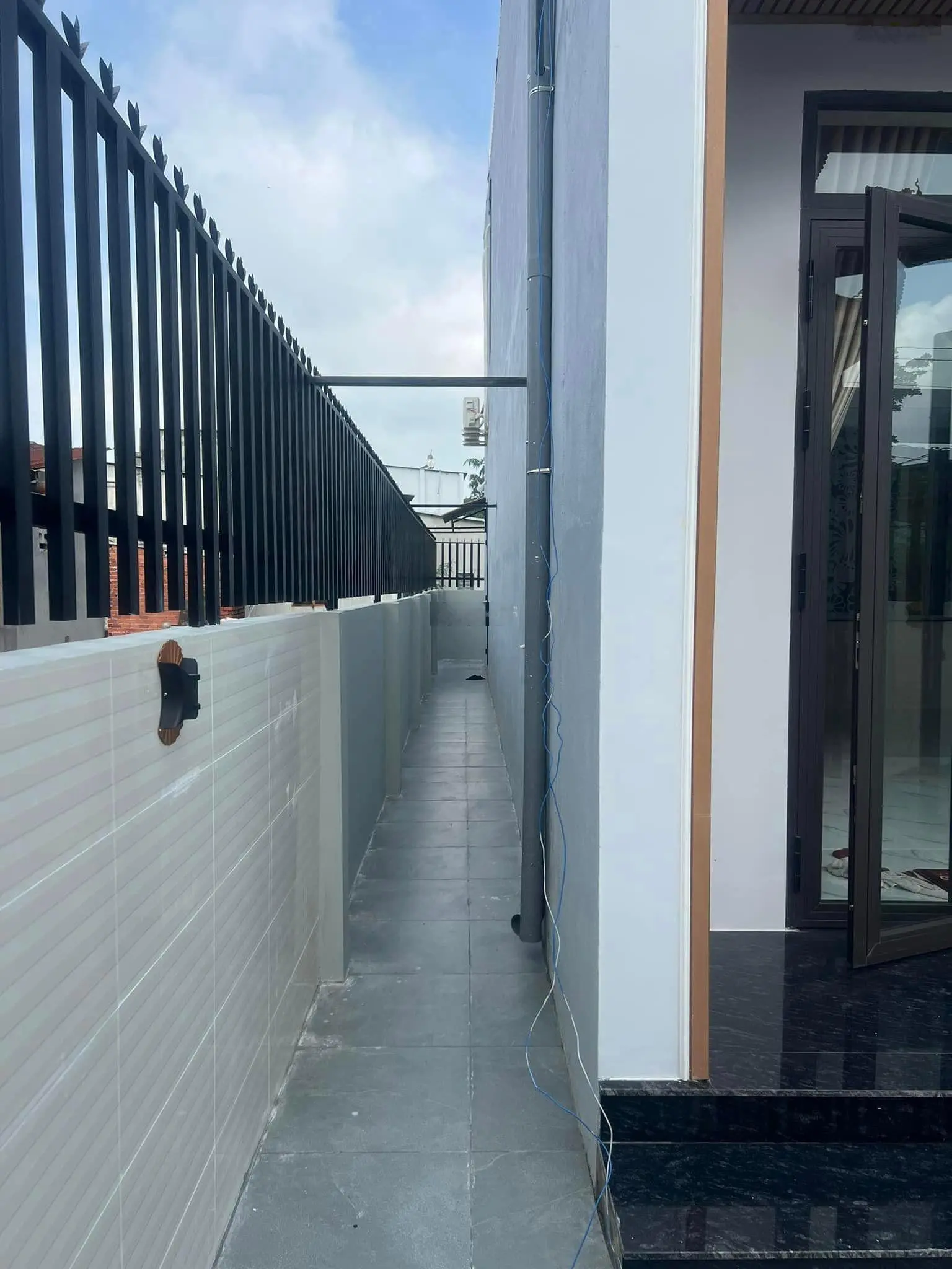 Bán lại căn nhà mới xây Phạm Ngọc Thạch, thị trấn Đạ Tẻh.
