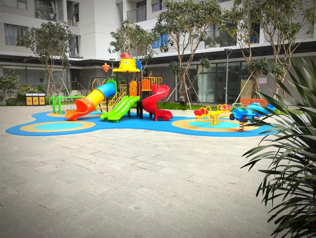 Bán cắt lỗ 700tr còn 2,2 tỷ CH The Rivana 2PN, 2VS, 72m2 bao hết thuế phí QL13 cách Thủ Đức 3P