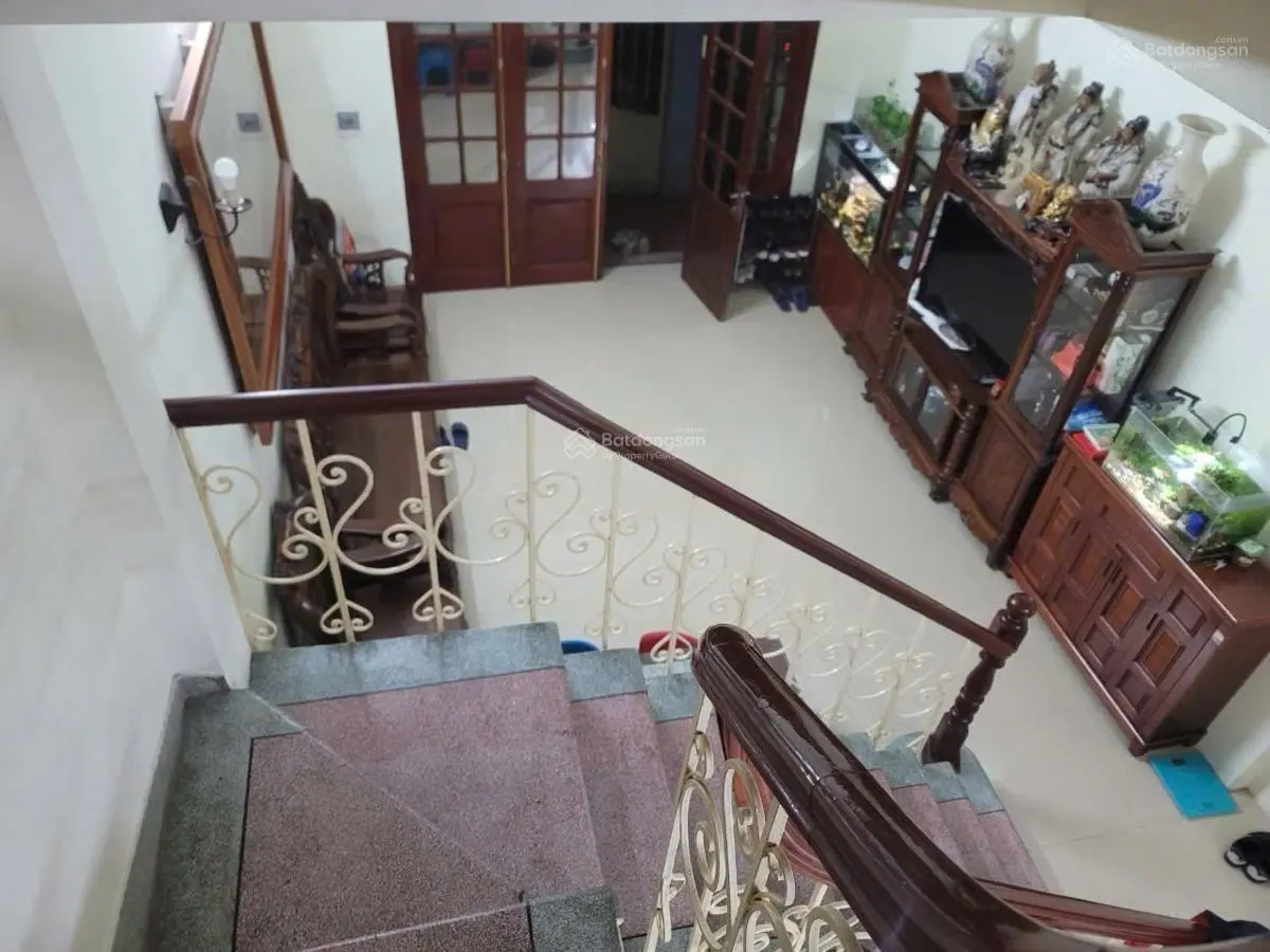 Bán Gấp nhà siêu hiếm Trần Tử Bình 60m2 x 4 tầng mặt tiền 4,5m dân xây chắc chắn ô tô tránh cực víp