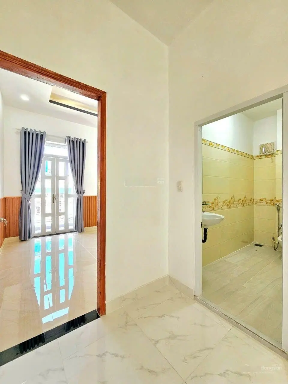 Bán nhà hẻm xe hơi 1942 Huỳnh Tấn Phát. TT Nhà Bè. Dt 5x12.5m. 3 tầng. Giá 5 tỷ 250 tr