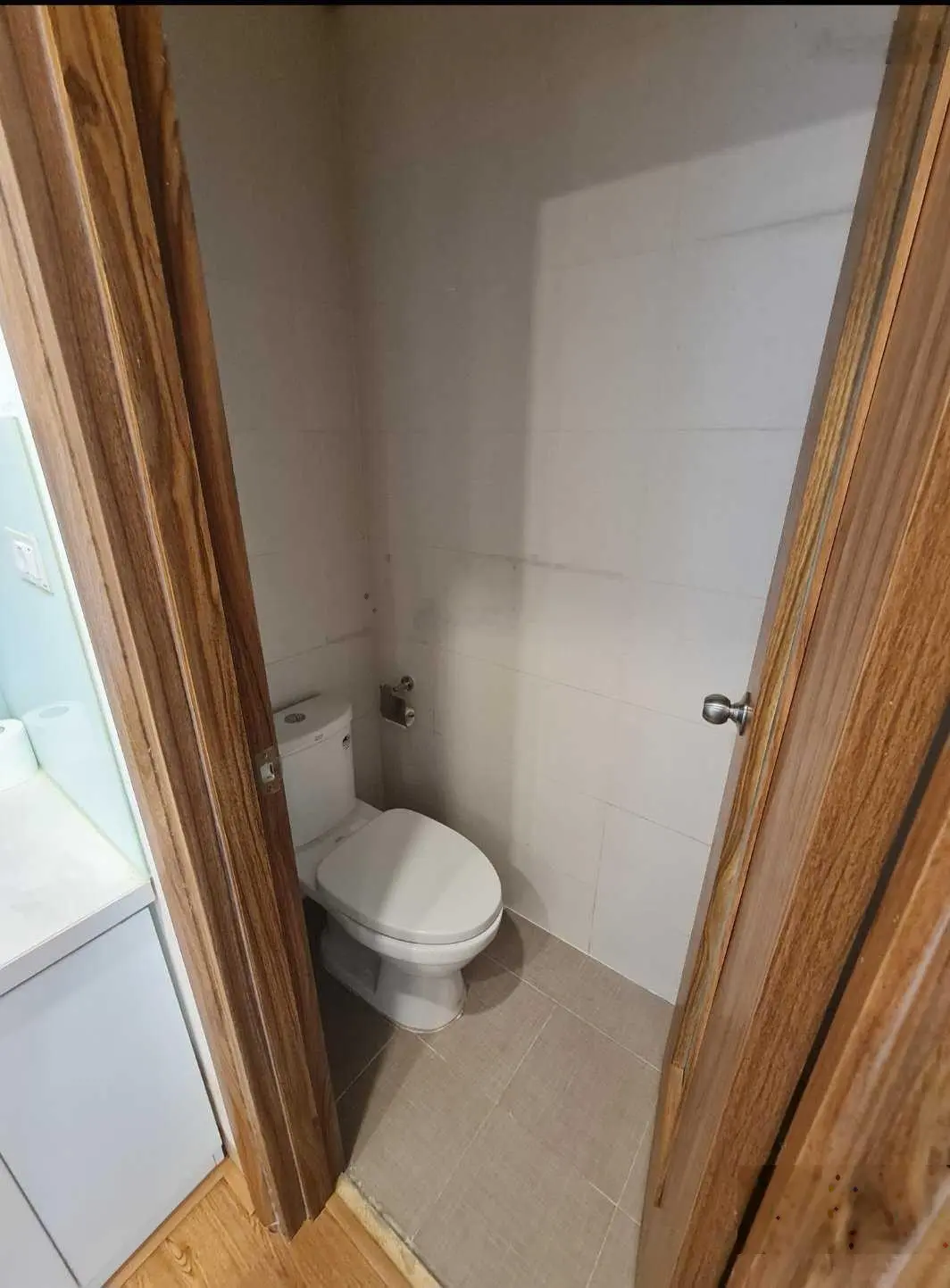 Căn hộ dành riêng cho khách đầu tư. Chính chủ bán căn 132m2. Tầng trung, căn góc. Đồ cơ bản