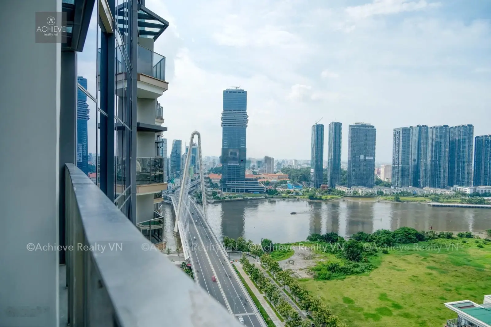 Bán căn hộ Loft Opera Metropole Thủ Thiêm 65 tỷ all in giao thô view sông Vĩnh viễn, Quận 1