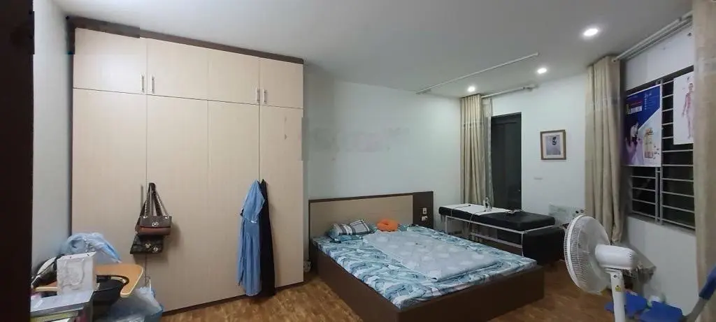 Thiên Hiền MĐ - vỉa hè đá bóng- phân lô ô tô tránh kinh doanh, ngõ thông, lô góc 2 mặt ô tô - 25 tỷ