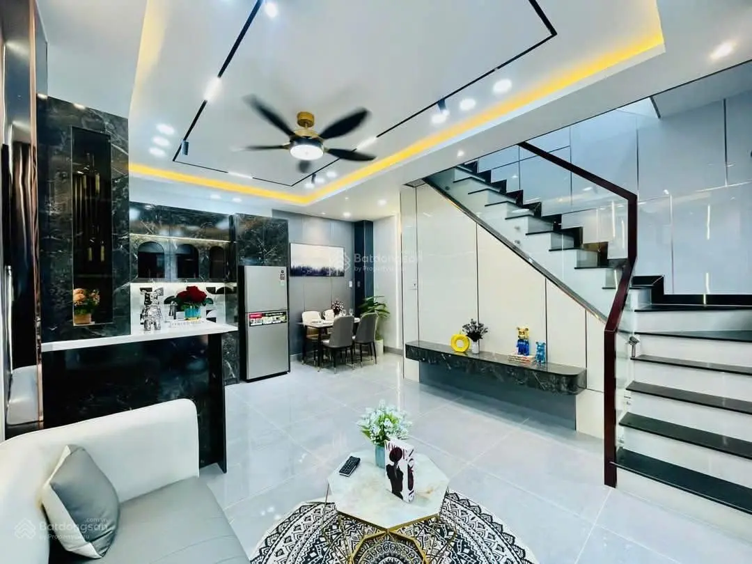 Bán nhanh nhà Hồ Văn Huê,p9, Phú Nhuận gần Công Viên Gia Định DT 60m2 hẻm xe hơi, giá 2ty800, SHR