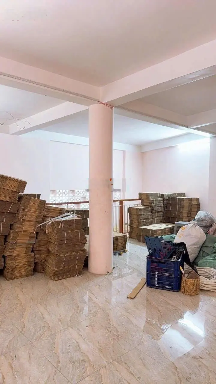 3 tầng đúc - Lưu Hữu Phước p15 Q8- shr hiện hữu hoàn công- 77,7m2 , NH hỗ trợ vay 3,5 tỷ