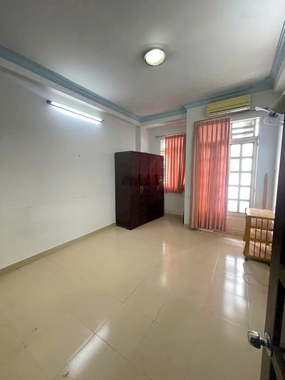 Bán nhà hẻm 8m 352/13 Trịnh Đình Trọng 45m2, 4 tầng, 7,3 tỷ, P. Hoà Thạnh, Tân Phú