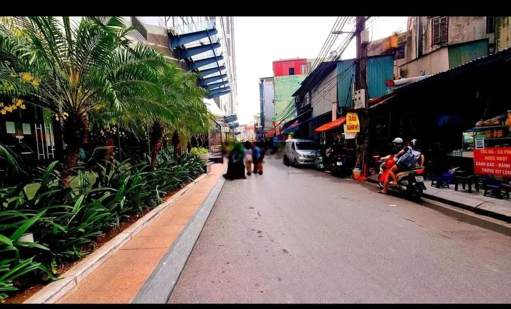 Chính chủ gửi bán nhà cấp 4 Lê Văn Lương diện tích 104m, lô góc.