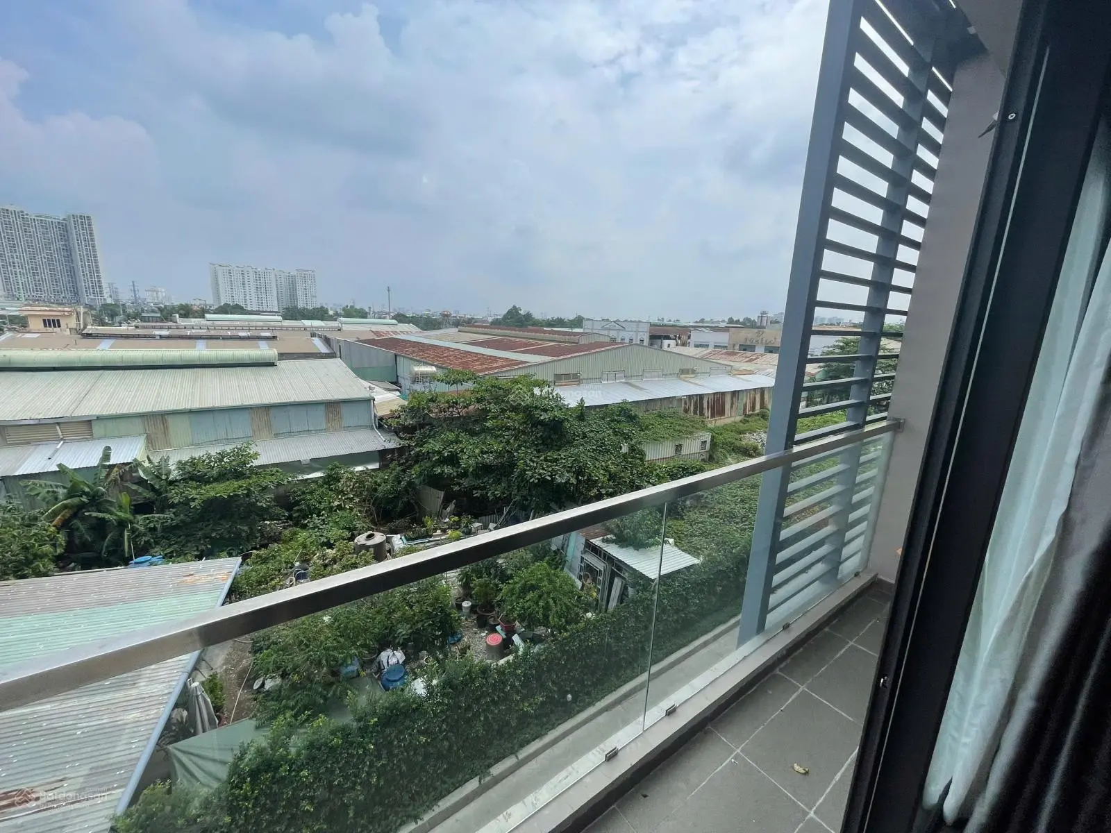 Pegasuite 2 oficetel sổ hồng cầm tay-căn góc có ban công nhà mới đẹp full nội thất - hỗ trợ vay NH