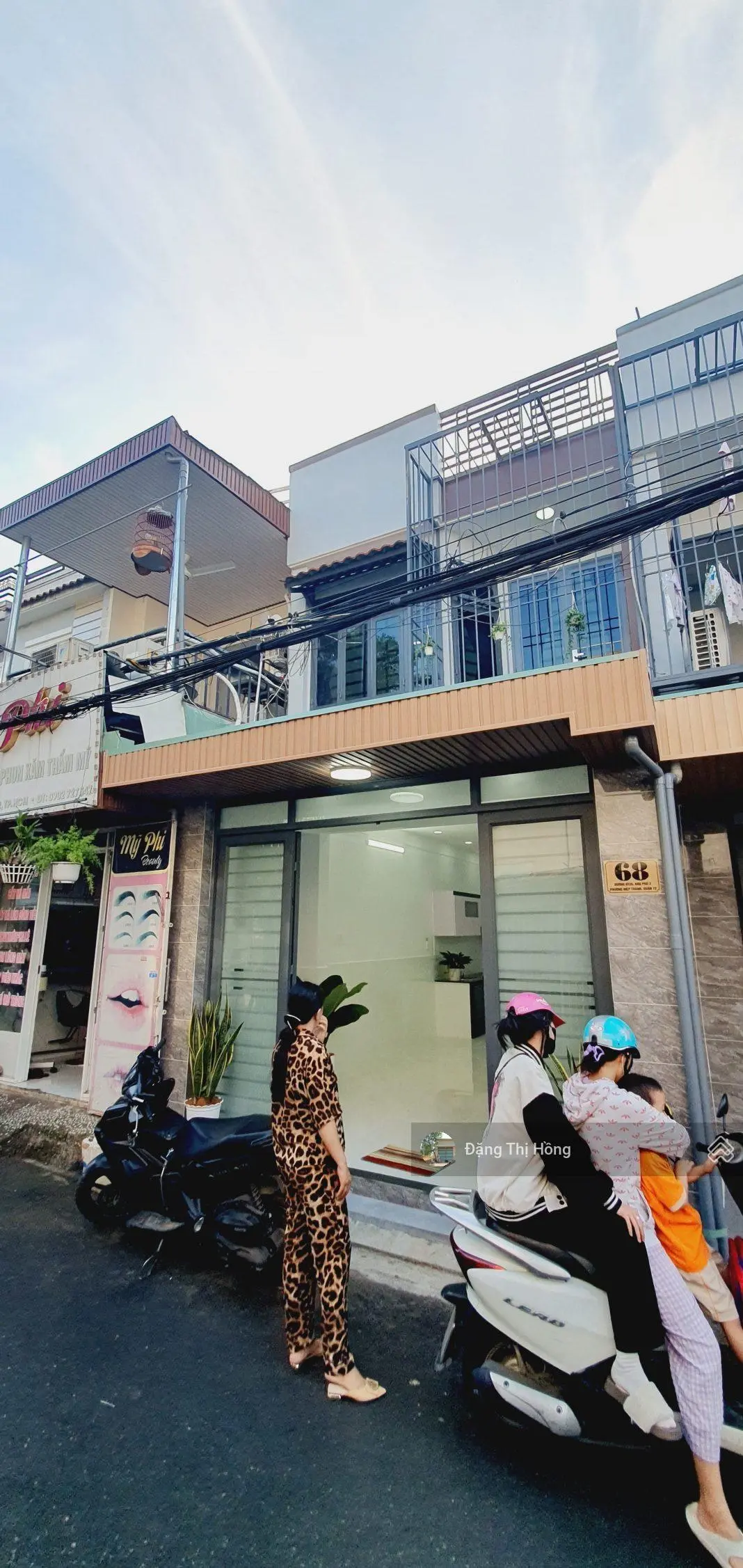 Bán gấp nhà đường Lũy Bán Bích 56m2, sát nhà hàng Đông Phương đang cho thuê 12tr/th, sổ sẵn