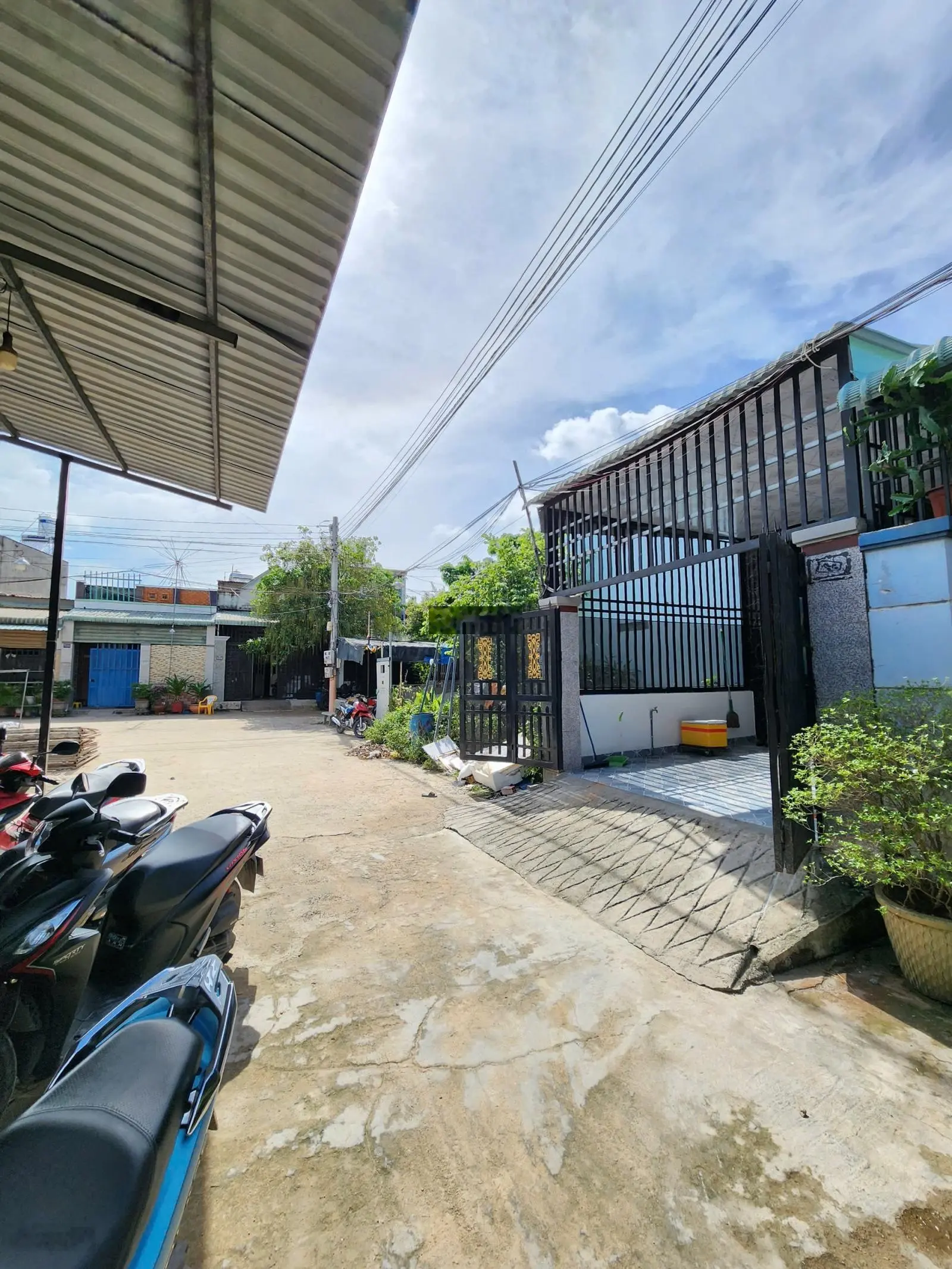 2 tỷ 650 Bán nhà cấp 4 gác đúc cách đường Thuận Giao 03 chỉ 50m, P.Thuận Giao TP.Thuận An