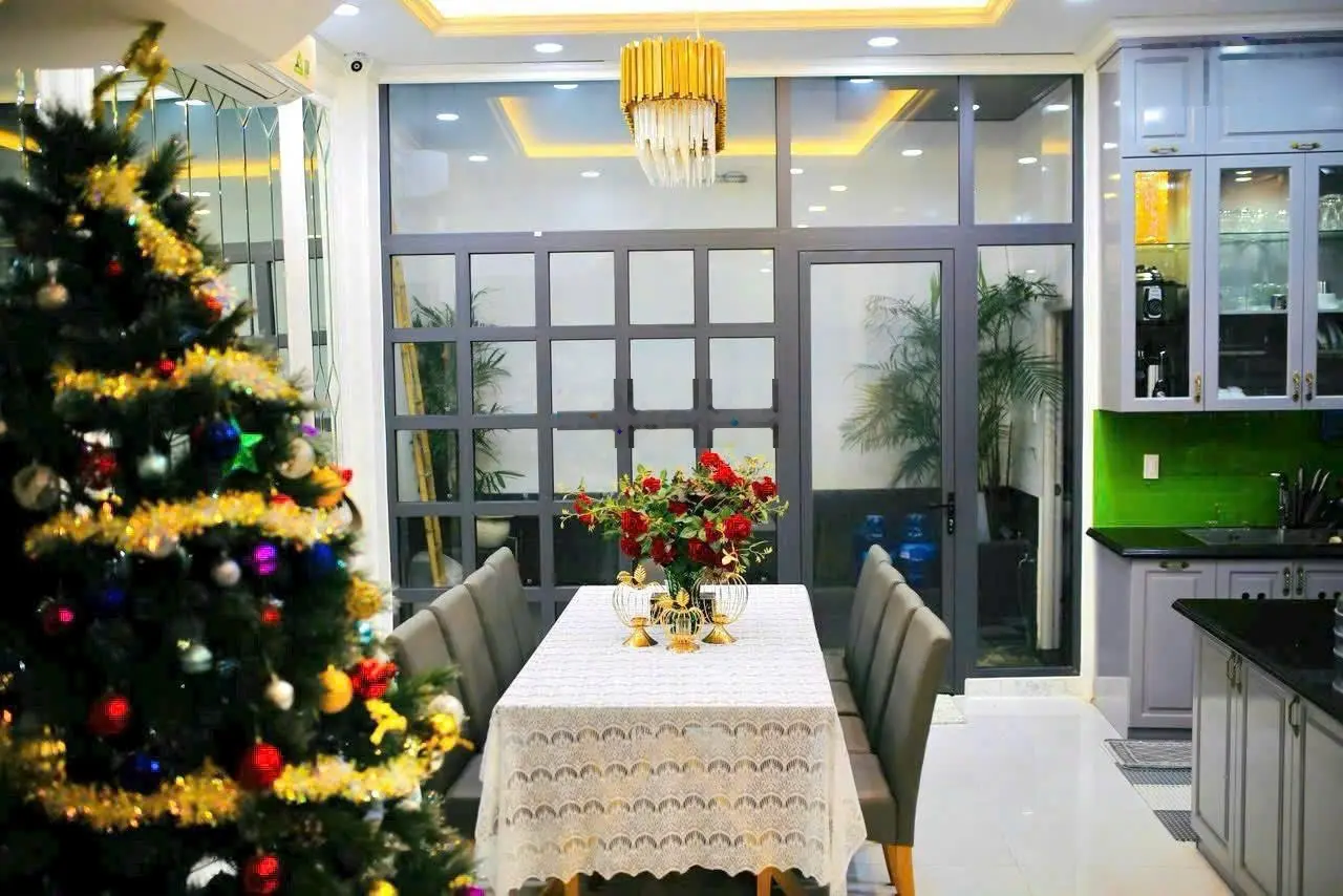 Hạ giá sâu 5 tỷ - nhà 5x17m Trần Thiện Chánh P12 Q10 - trệt 4 lầu đẹp thang máy - Giá chỉ 22.5 tỷ