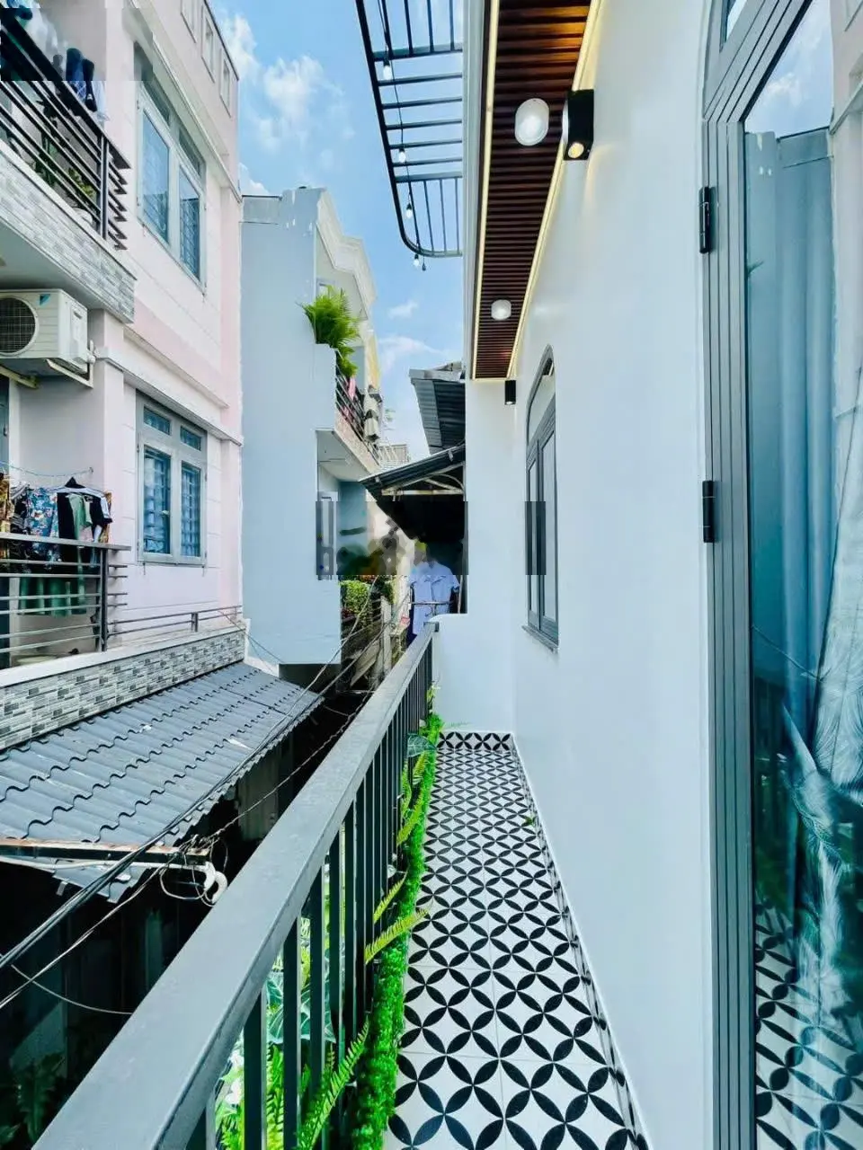 Bán nhanh nhà Hồ Văn Huê,p9, Phú Nhuận gần Công Viên Gia Định DT 60m2 hẻm xe hơi, giá 2ty800, SHR
