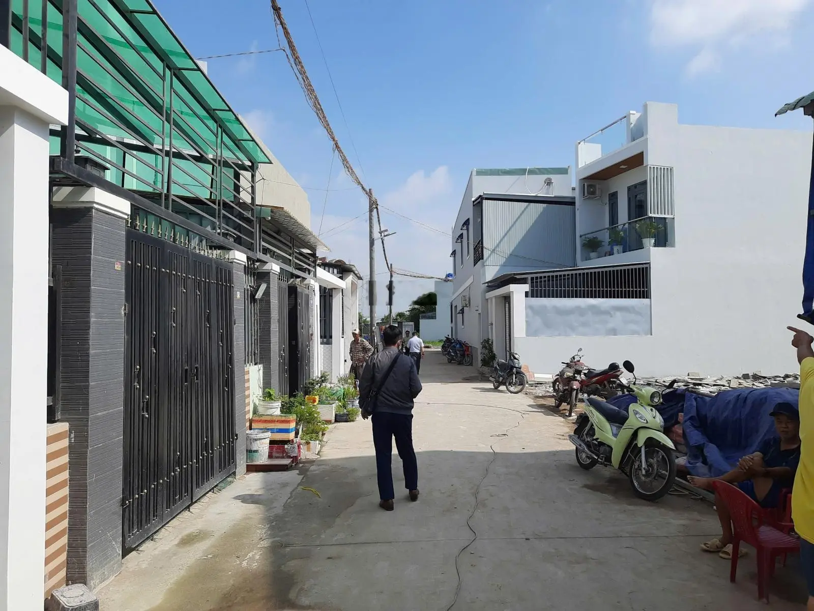 Đất thổ cư xây dựng tự do hẻm xe hơi khu công nghiệp Cầu Tràm. LH: 0776 790 ***
