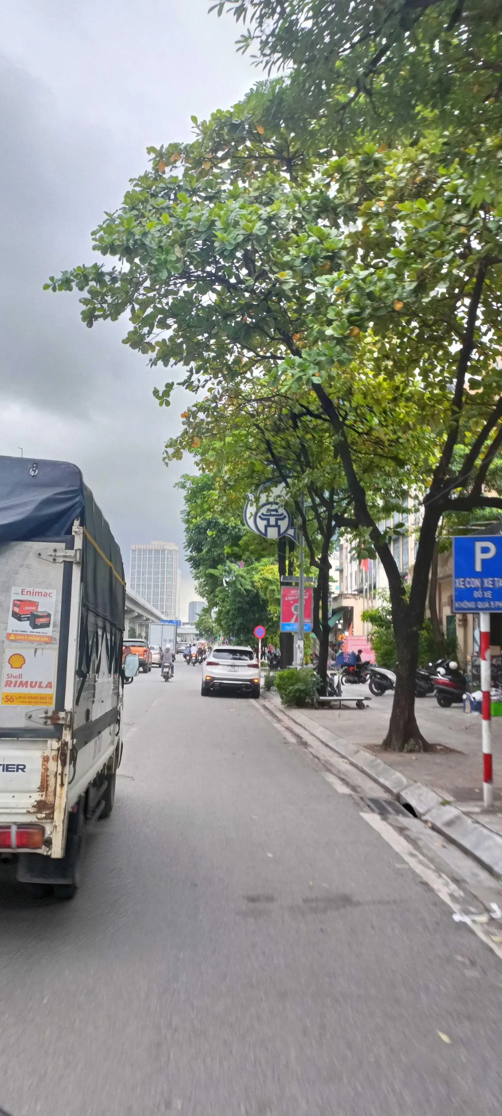 Lô Góc kinh doanh đắc địa, Khương Đình, Thanh Xuân, 39m2, 5 tầng, giá 6.x tỷ, Ô tô, gần xe Buýt