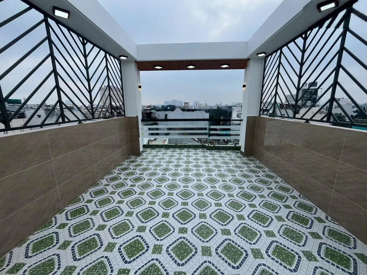 Nhà mặt tiền 199 đường Mã Lò - 4x27 full nội thất có thang máy