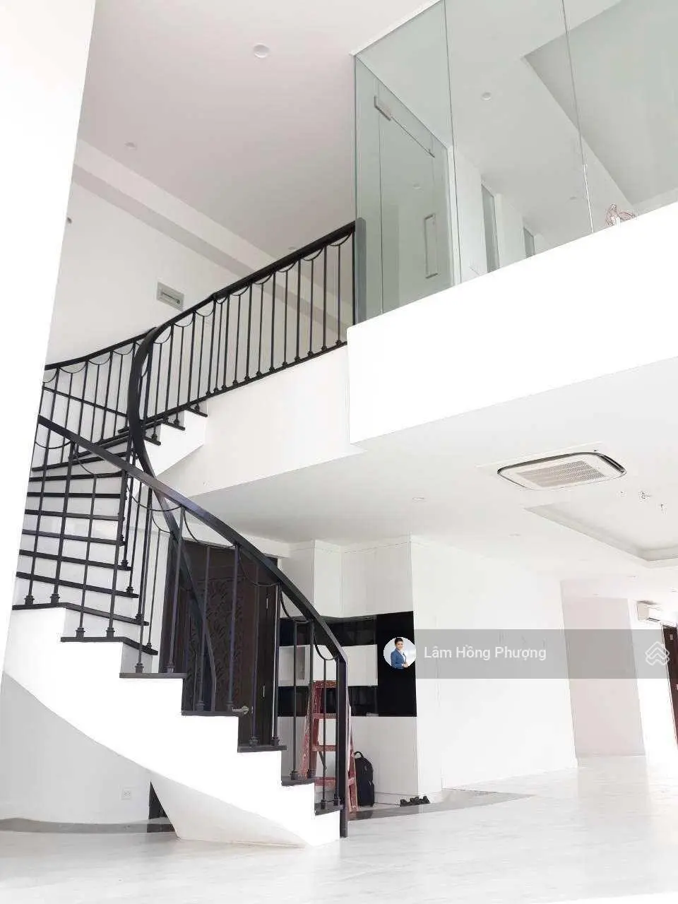 Bán Duplex Penhouse ( 2 tầng) 185,8m2 Belleza Quận 7 Giá 5.5 tỷ có sổ hồng sẵn 0939 220 ***
