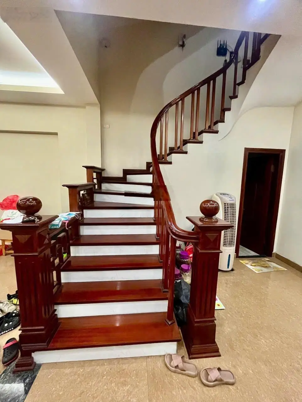 Cần bán biệt thự 90m2 chỉ 31 tỷ tại tam trinh, hoàng mai, oto tránh, vỉa hè 2 bên, kd, mặt tiền 6m