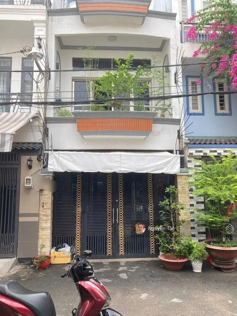 Bán gấp nhà riêng Trương Phước Phan, Bình Tân 50m2, 2 tầng mới đẹp, hẻm 8m sát mặt tiền nhỉnh 5 tỷ