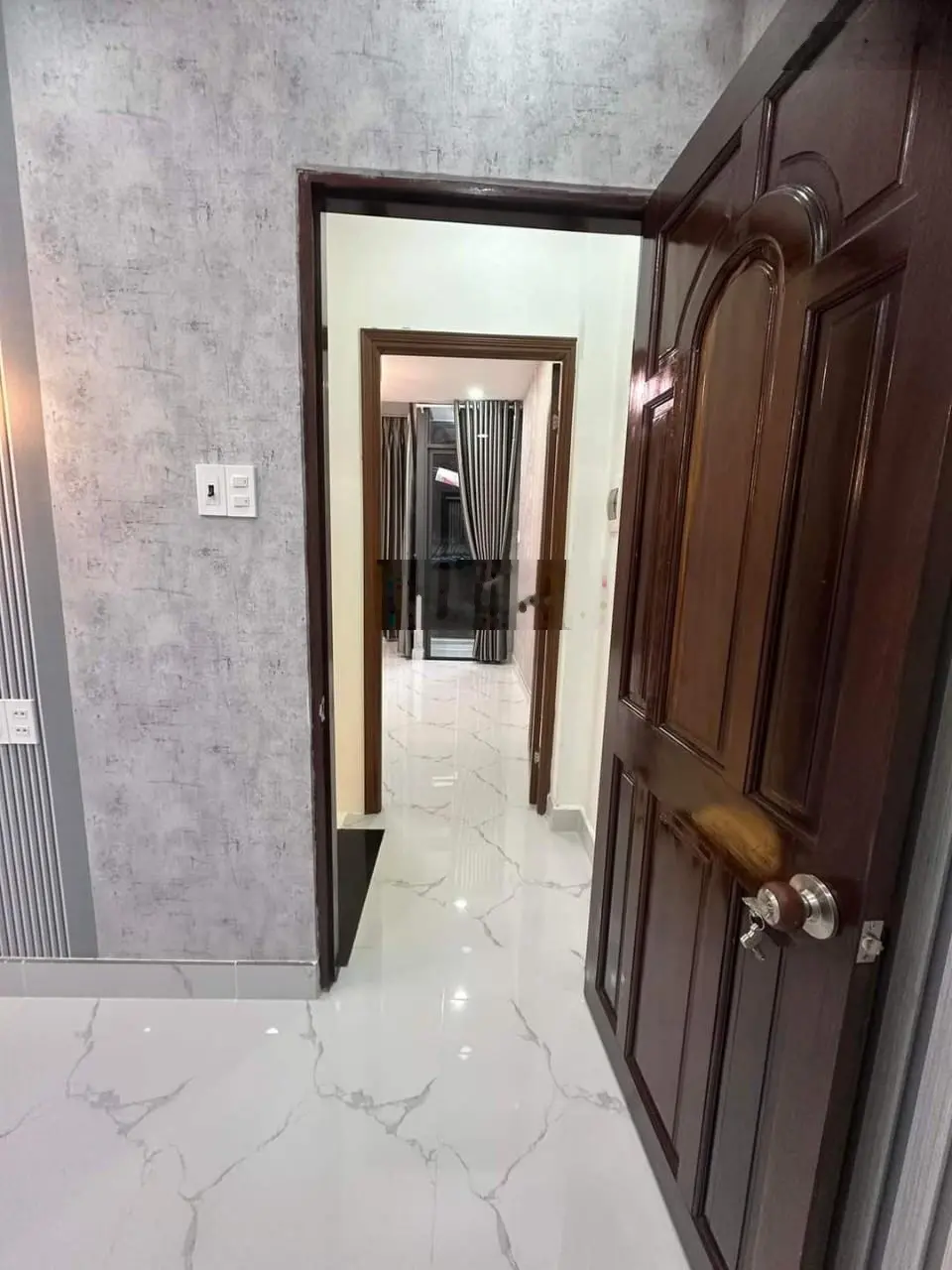 Nhà mới đẹp lộng lẫy trung tâm Lê Văn Sỹ, 2PN, 3WC, P12, Q3