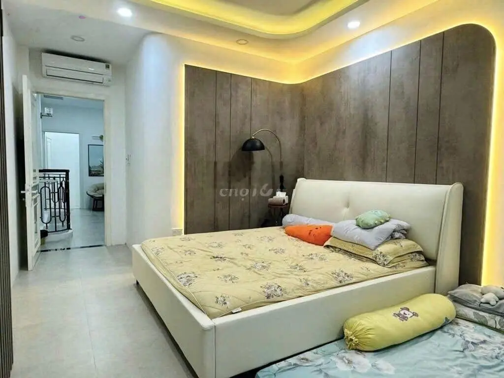 Cuối năm bán nhà Huỳnh Khương Ninh - Đa Kao - Q1, 64,8m2 cho thuê 25 triệu gần CV Lê Văn Tám