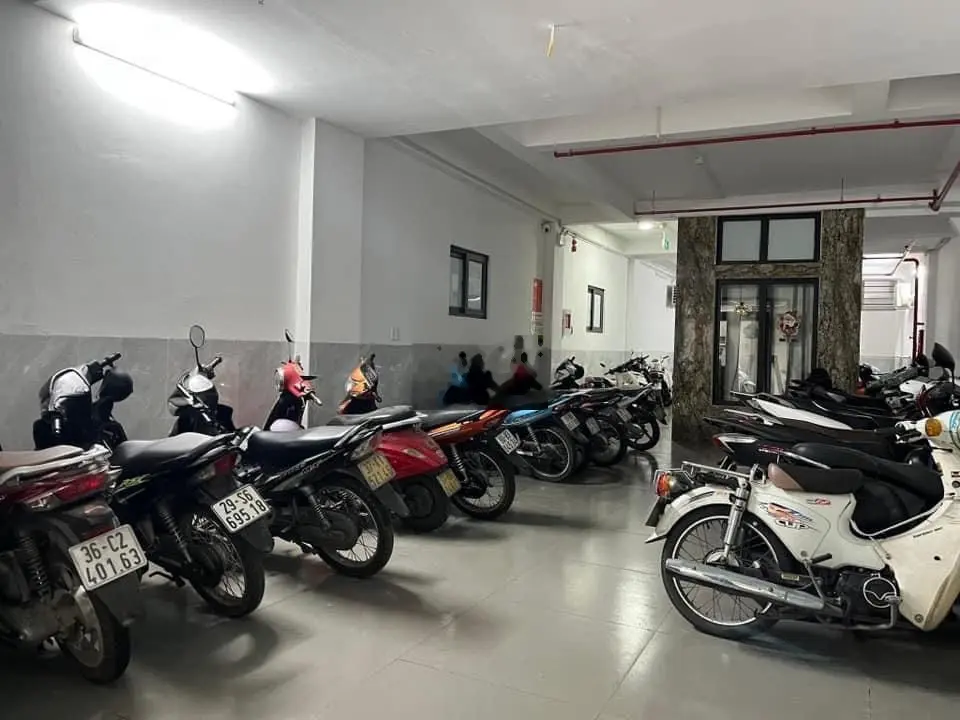 KHÂM THIÊN 103M2-LÔ GÓC- 3 TẦNG-MT 22M - CCMN- DÒNG TIỀN - GẦN PHỐ