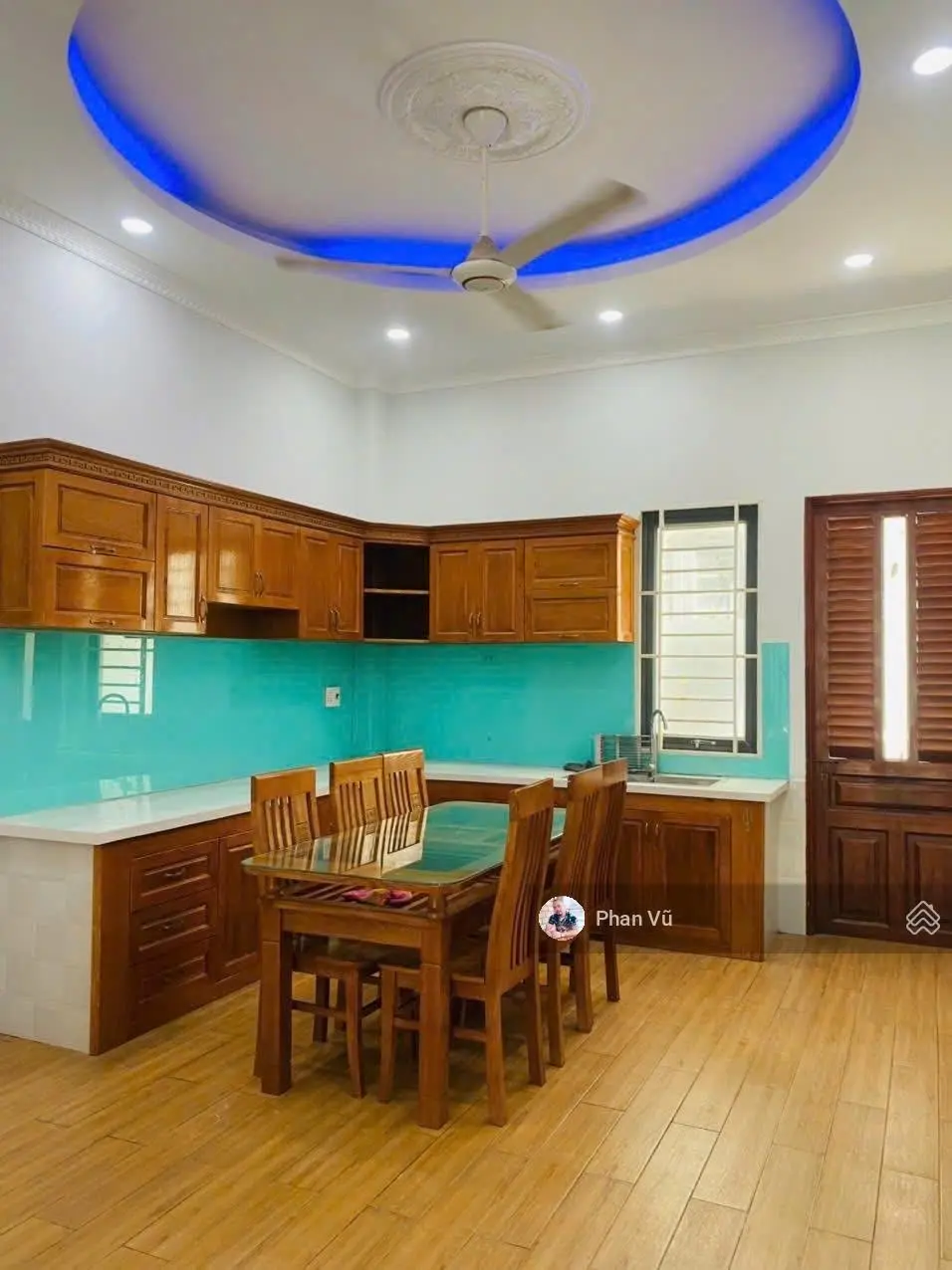 Nhà 3 lầu gần Thủ Đức, Bigc Dĩ An, Làng Đại Học. 4.7 tỷ. LH: 0909.290.286