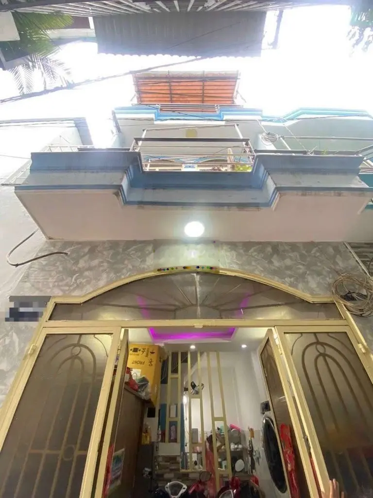 Bán nhà Tân Bình giá rẻ 3 tầng 2.x tỉ