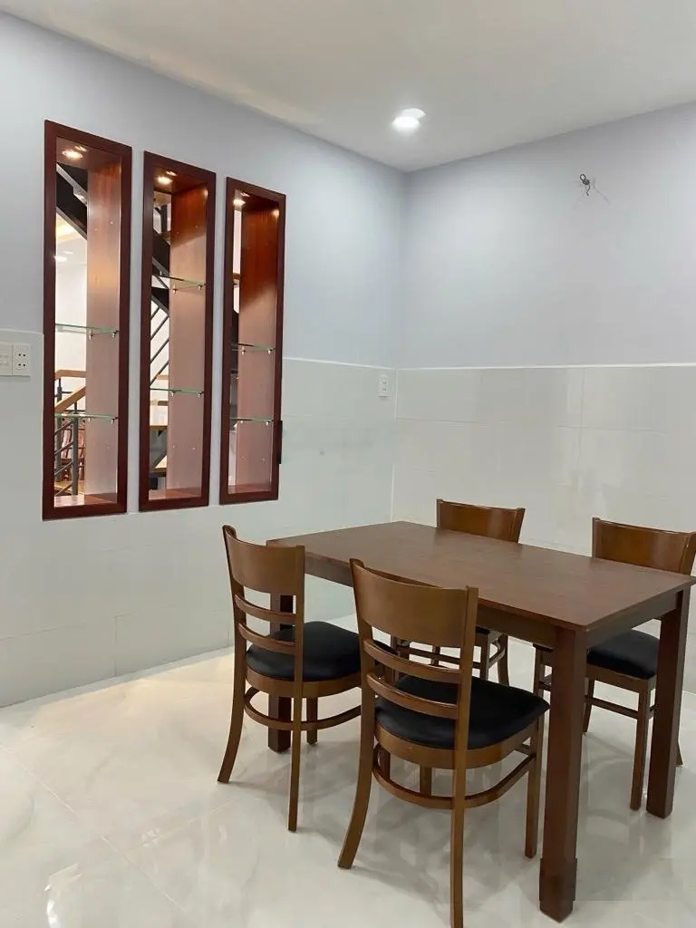 Nhà mới 2 lầu hẻm xe hơi vào nhà 5x12 bán 5.5 tỷ đường Liên Khu 10-11 gần Phan Anh