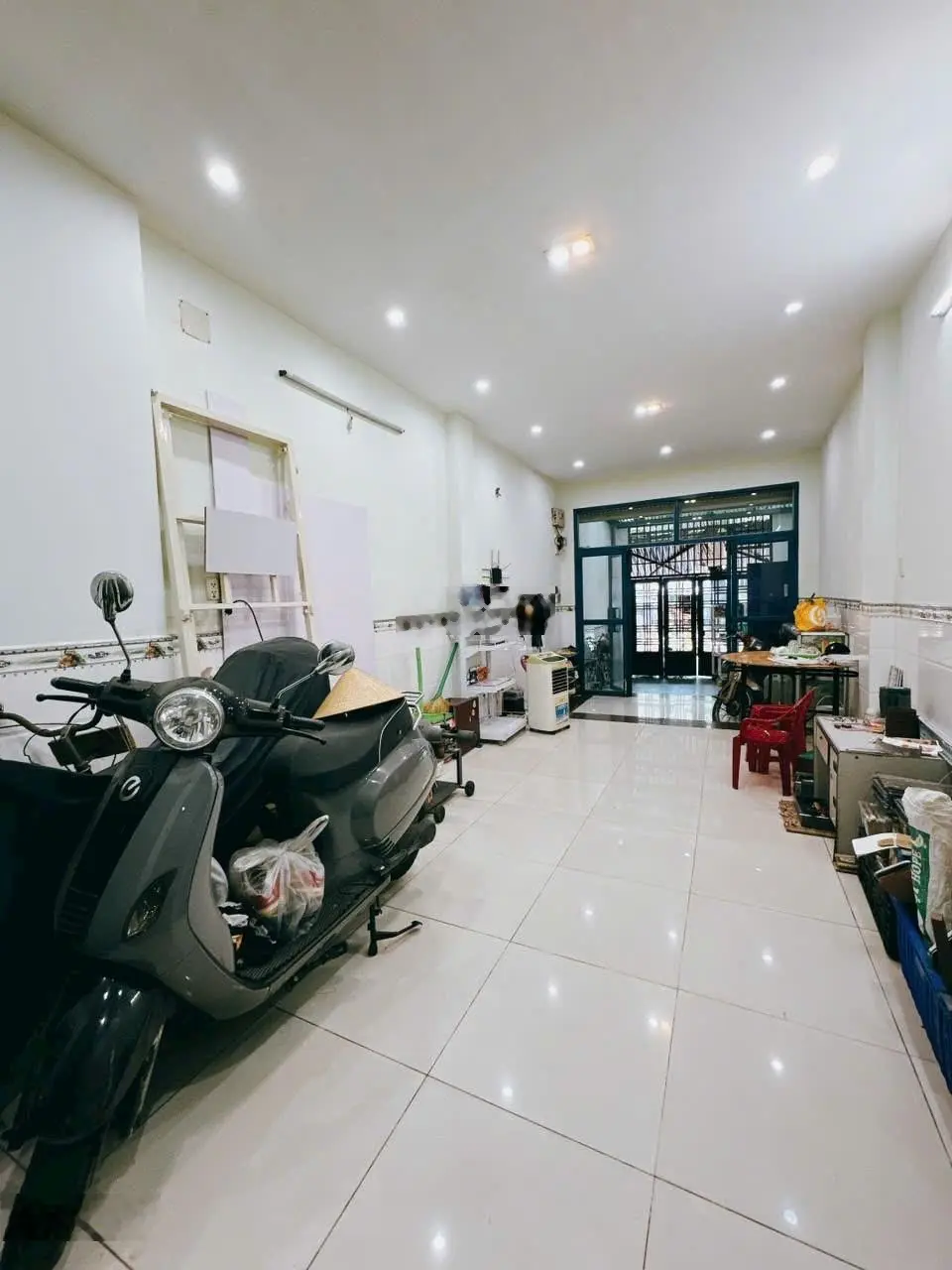 Bán nhà mặt tiền Tôn Thất Thuyết 6 Lầu Quận 4