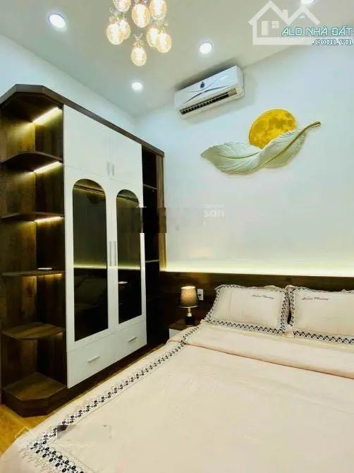 Nhà Mới Đẹp Tại Đường Hưng Phú, Phường 8, Quận 8, DT: 76m2./2tỷ800 Hẻm 8m ,sổ hồng riêng chính chủ