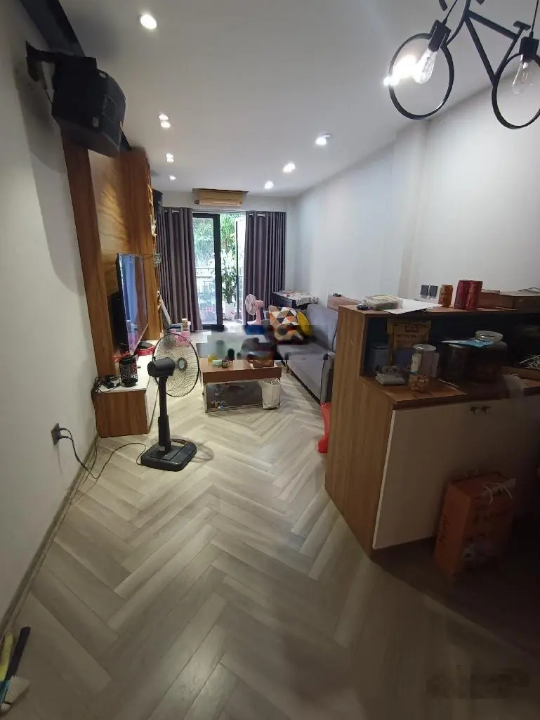 Nhà phân lô 8,5ha Phú Diễn - Bắc Từ Liêm,dt:50m2 nhà 5 tầng giá 13,7 tỷ oto tránh vỉa hè kinh doanh