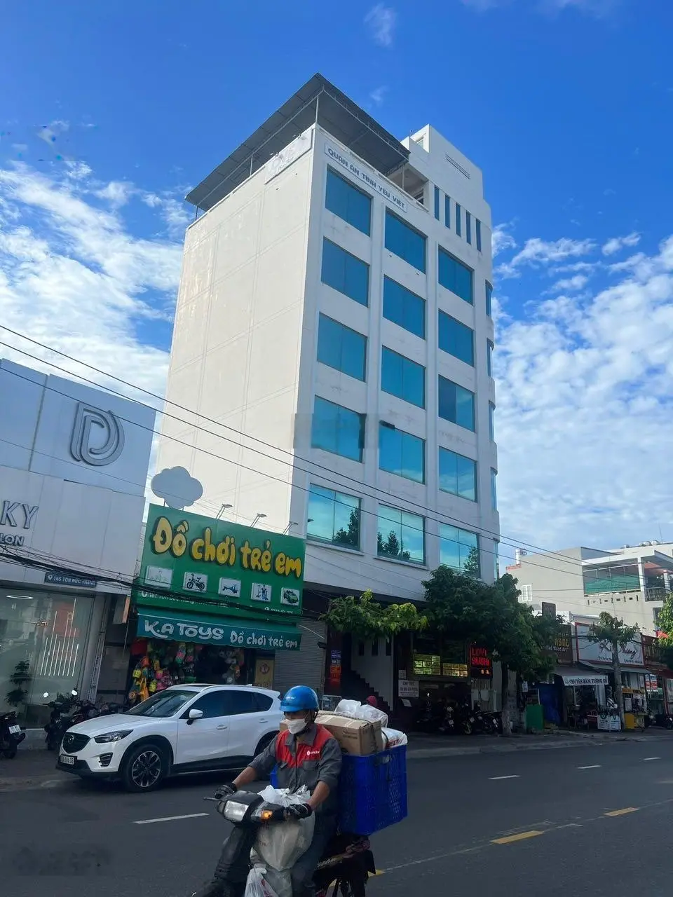 Cần bán toà nhà MTKD đường Tôn Đức Thắng trung tâm tp Phan Thiết giá rẻ