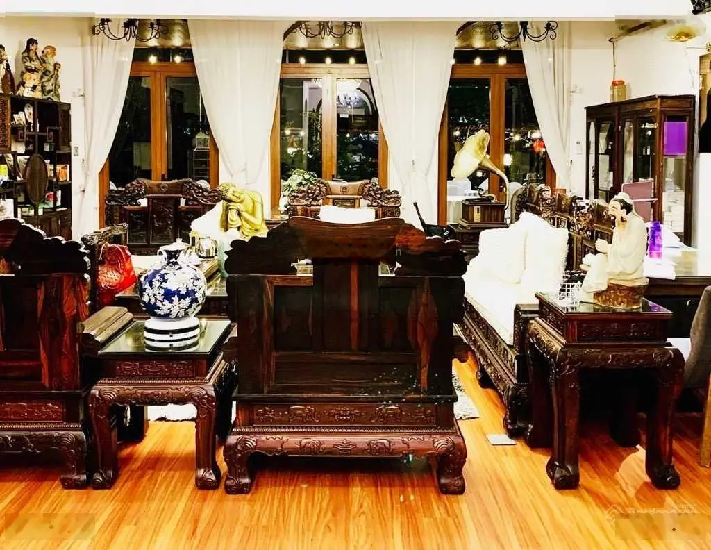 Biệt thự đẹp Khu VIP Hòa Xuân - Full nội thất