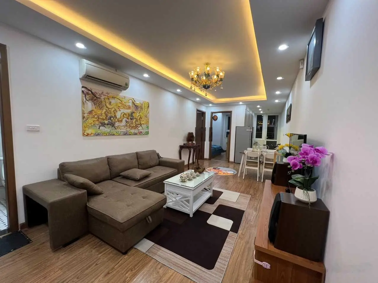 Bán gấp CH 66m2 2PN giá 4.15 tỷ, tòa B2 A14 Nam Trung Yên, Yên Hòa, Cầu Giấy