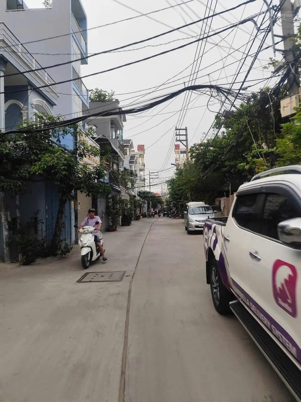 Bán gấp nhà HXH Lê Quang Sung, 4 tầng BTCT, 5 PN 4 WC, chỉ 30m ra mặt tiền, gần chợ Bình Tây