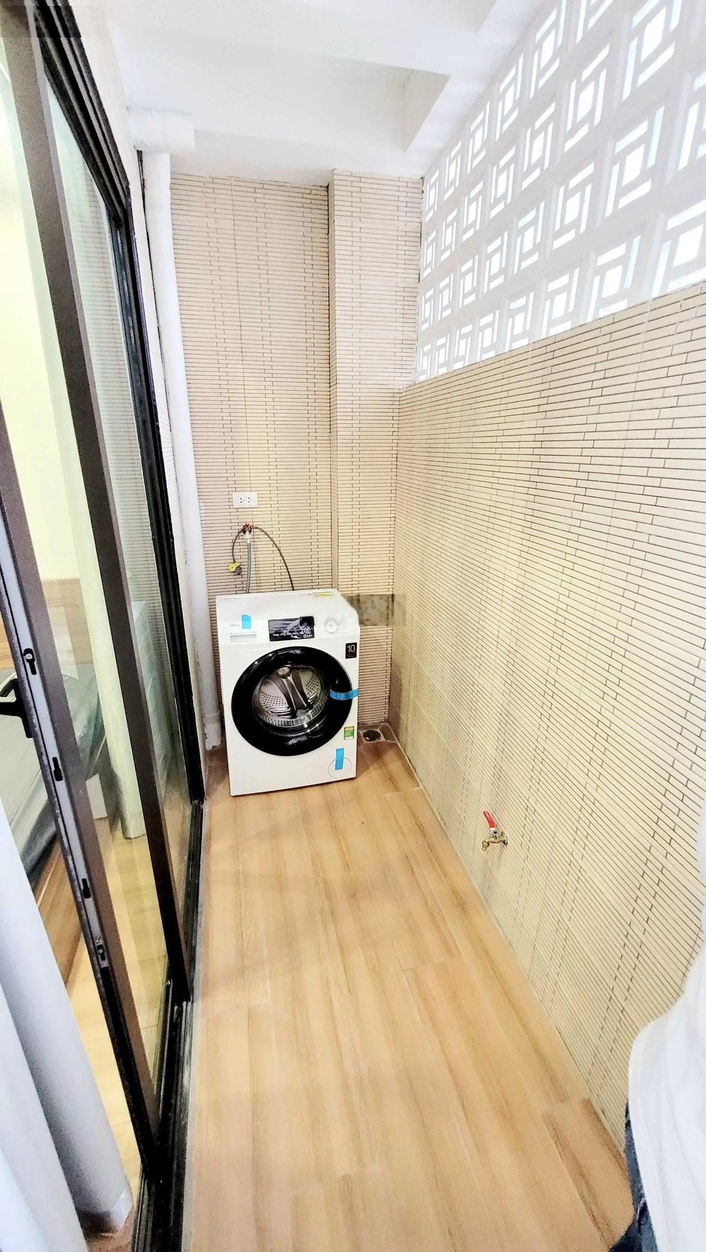 Bán tòa CHDV Thái Hà, Đống Đa, 100m2, 9 tầng, 26PKK, dòng tiền 2.4 tỷ/năm giá 26 tỷ