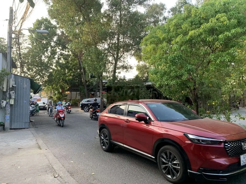 Nhà 1 trệt 2 lầu P.Phú Lợi, Thủ Dầu Một, BD. 200m2 sàn. Gần ubnd, chợ