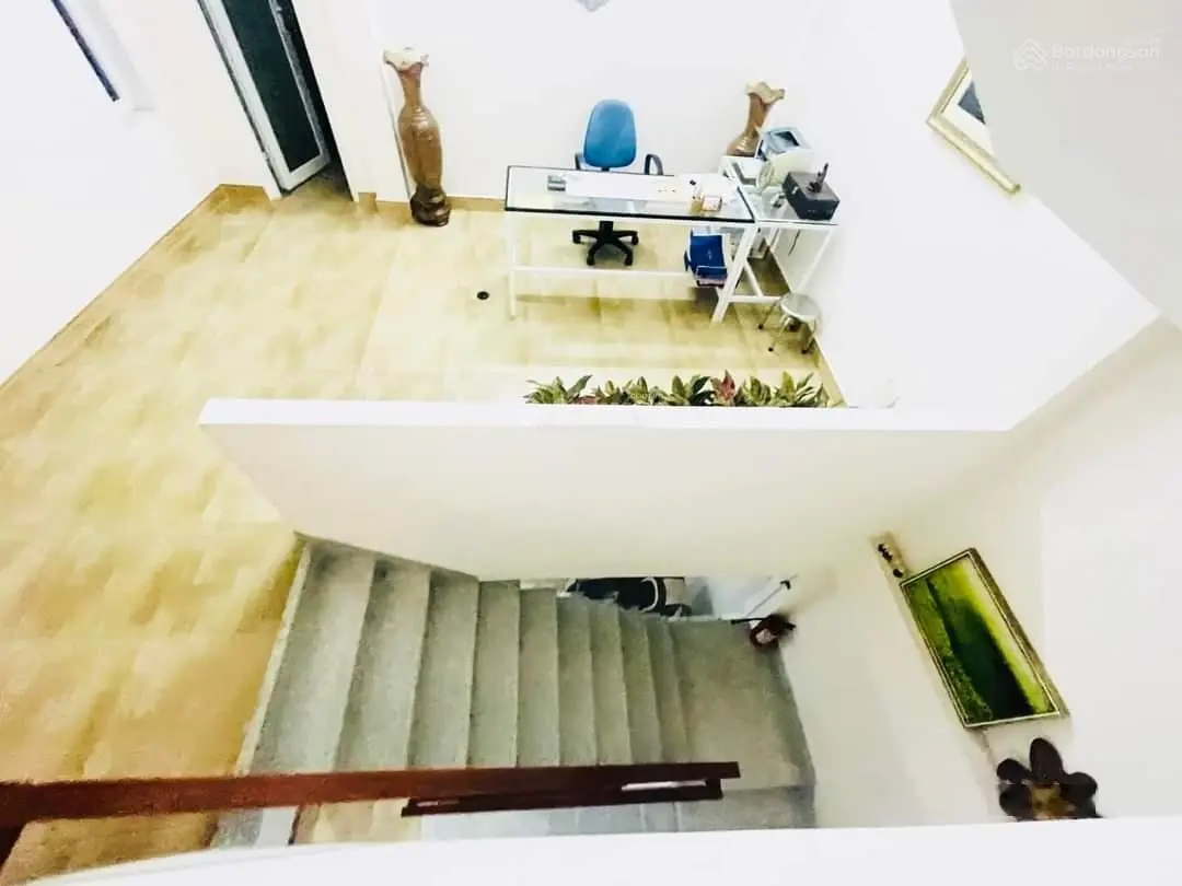Bán nhà góc 2mt ngay khu Phố Hàn ngay Phạm Văn Đồng ngang 15m đang cho thuê 20tr