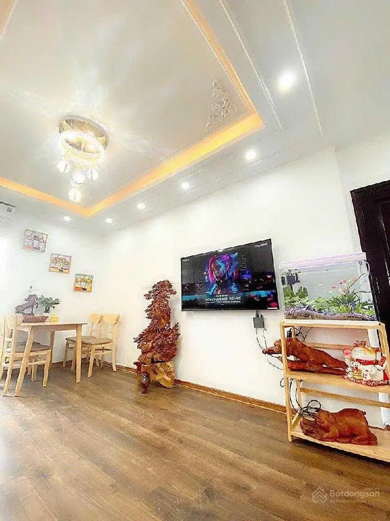 Chung cư Tây Hồ - An Dương Vương. 43m2. 2 phòng ngủ. 1.5 tỷ. Sổ đỏ riêng. LH em: 0362 889 ***