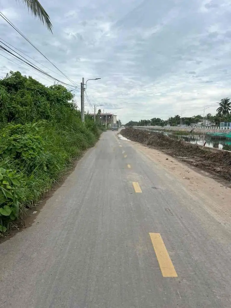 Mặt tiền kênh 30/4, P6, Sóc Trăng , view sông mát mẻ
