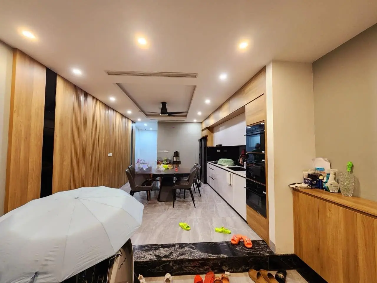Bán nhà Thái Thịnh - Yên Lãng 55m2 x 6 tầng Thang máy Ô tô sát nhà Phân lô Ngõ thông Kinh doanh