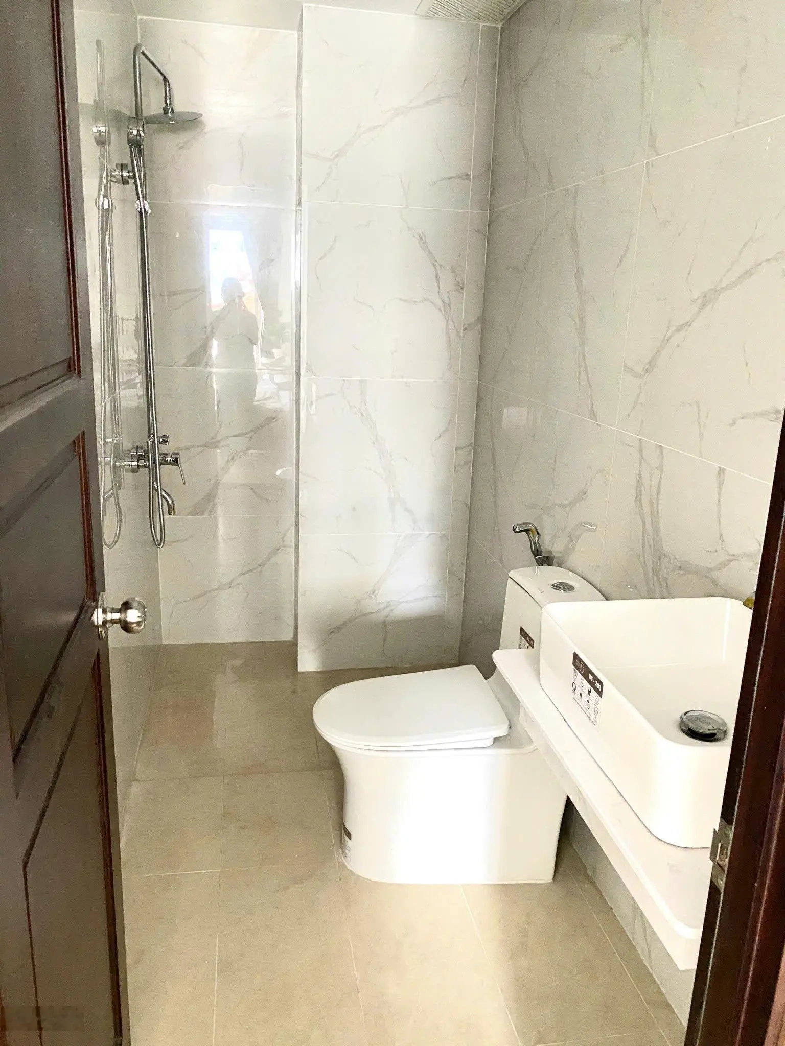 Bán CHDV 75 phòng đường Ung Văn Khiêm, TN 350tr/tháng, DT 13 x 20m, 7 tầng. Giá bán 43 tỷ
