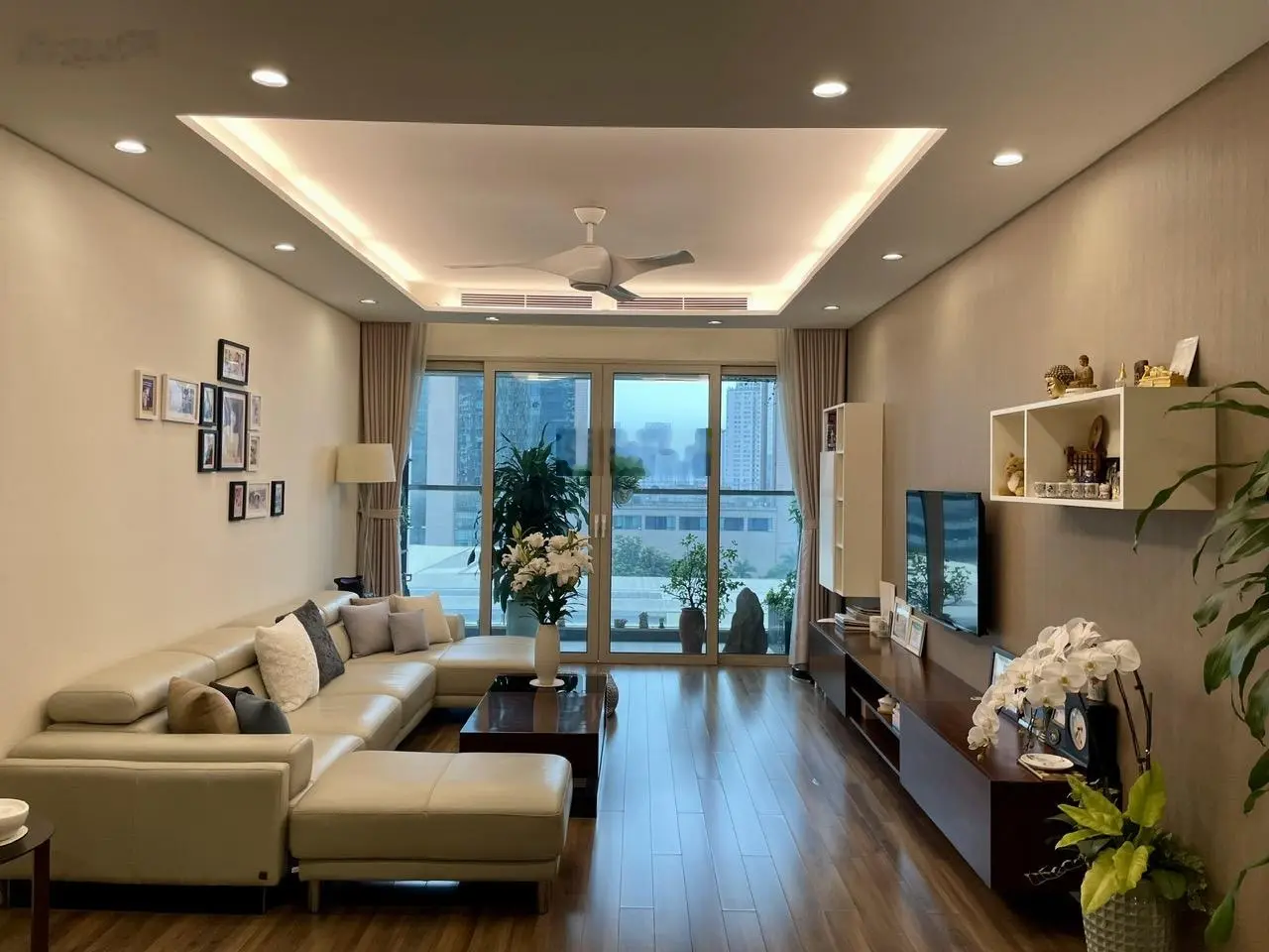 Tôi cần bán nhanh căn hộ cao cấp, hướng thoáng mát tại Mandarin Garden Hoàng Minh Giám
