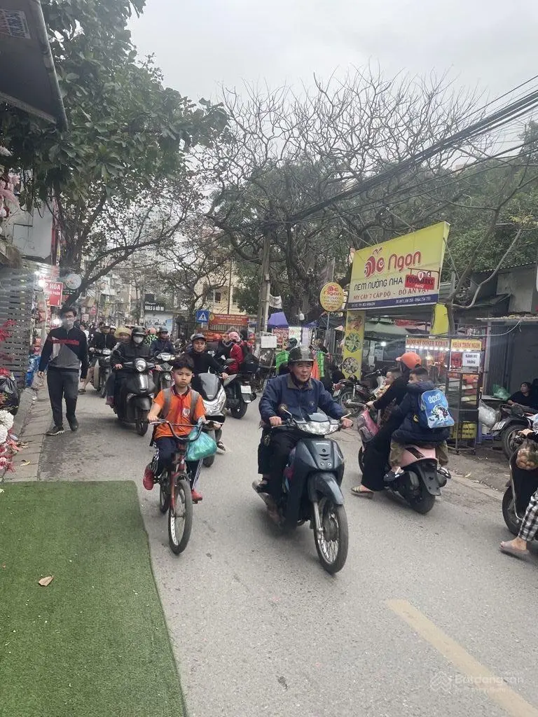 Mặt phố mỗ lao - ô tô - vỉa hè - kinh doanh sầm uất- 90m- m5: 4.5m. giá 21 tỷ.