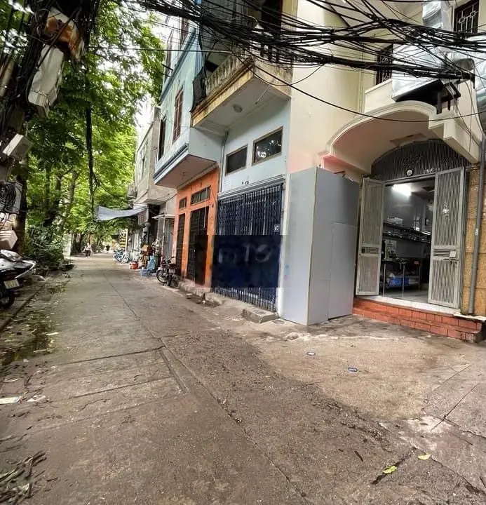 BÁN NHÀ PHỐ LÁNG TRUNG: 54M2 x 4T, GẦN Ô TÔ, NGÕ THÔNG, CHỈ 8.x Tỷ