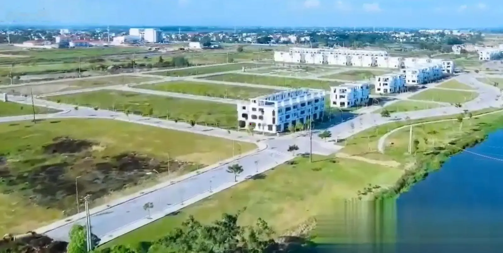 BÁN LÔ LIỀN KỀ SUẤT NGOẠI GIAO PK4 DỰ ÁN HUD4 SÔNG ĐƠ SẦM SƠN THANH HÓA